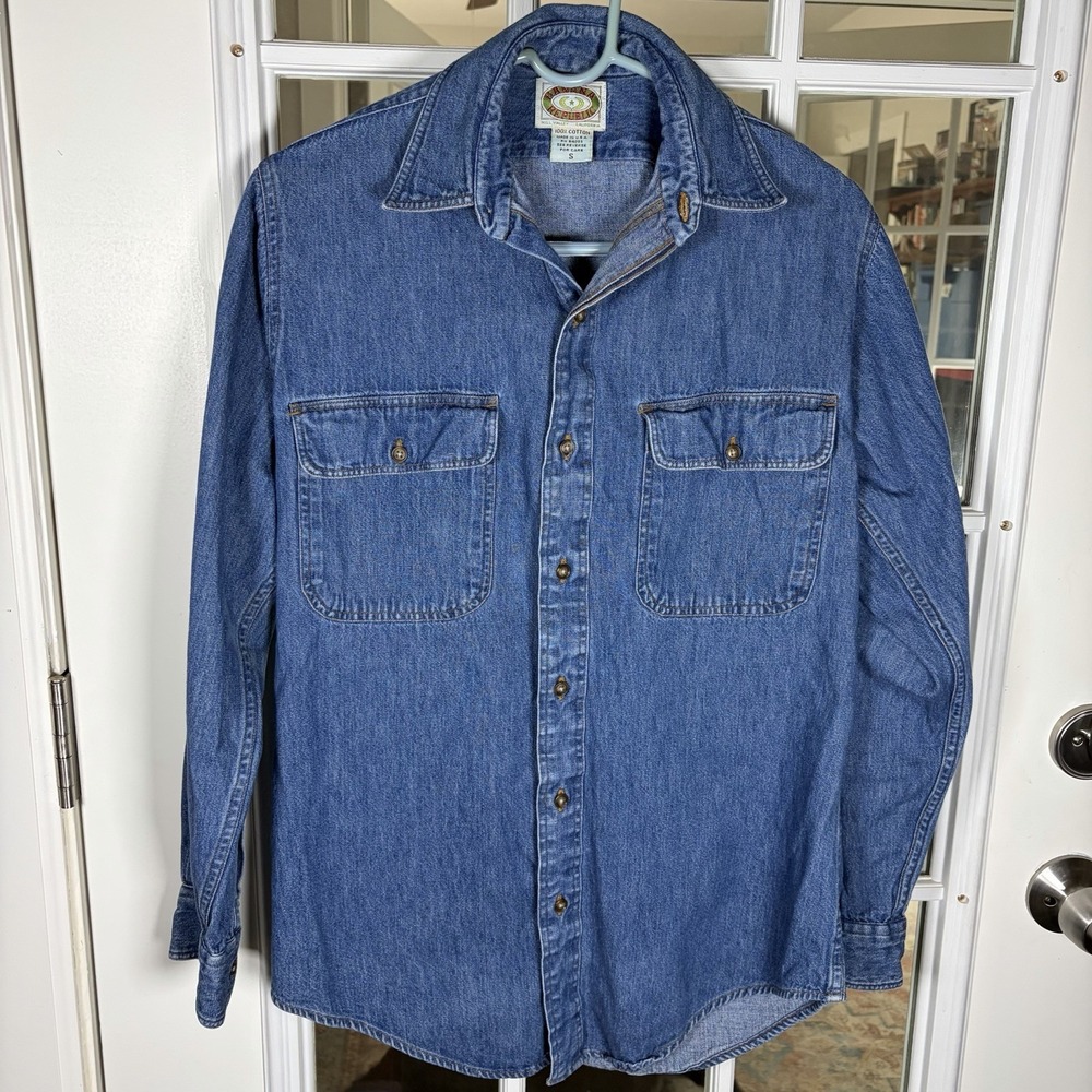 Vintage Banana Republic Denim Shirt Size Small USA 100% Cotton Workwear Button